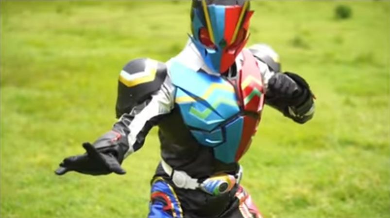 ヒーローマスク・炎の戦士（オリジナル） 水ト炎の戦士 ソルディアのスーツは著作物？ 弁理士による解説 - 新